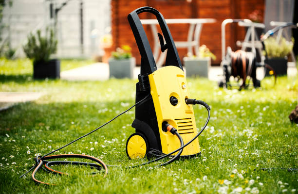 Best Roof Cleaning and Mildew Removal in Bloomington, IL